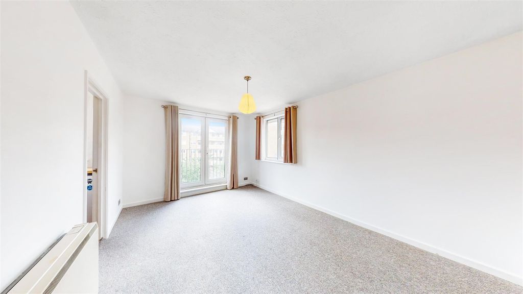 Property photo 2 of 16 Flat 9, Astra Apartments - 2Qm08Xeflgvqdortmpsb.Jp