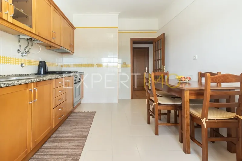 Property photo 3 of 24 Img 2