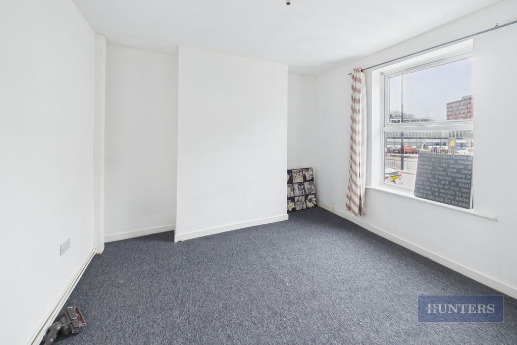 Property photo 1 of 10 Cam05152G0-Pr0366-Still005.Jpg