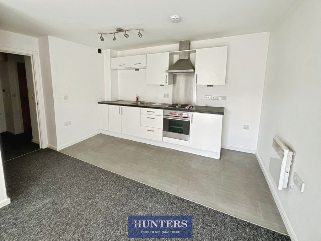 Property photo 3 of 8 Pbox-Img.Jpeg