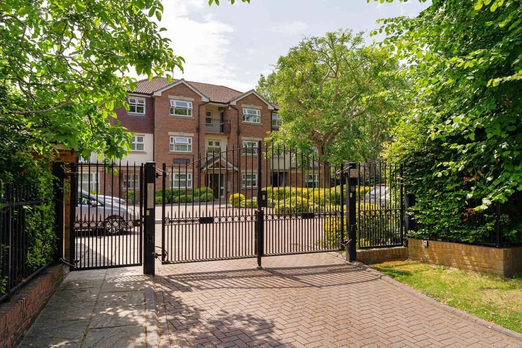 Property photo 2 of 15 External