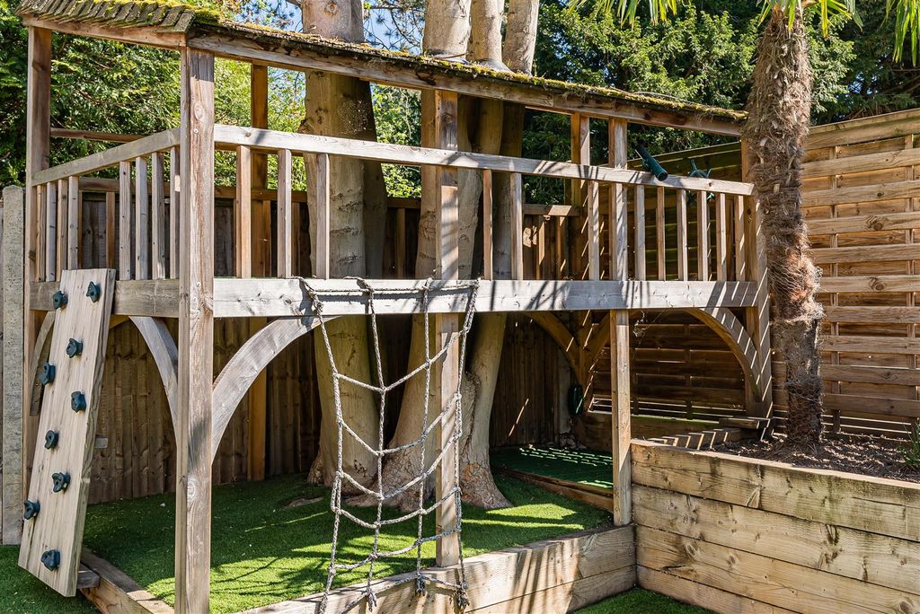 Additional image 35 of 4 bed detached house for saleBullocks Lane, Hertford SG13