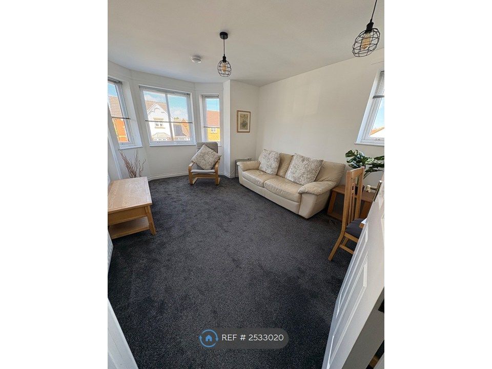 Property photo 2 of 6