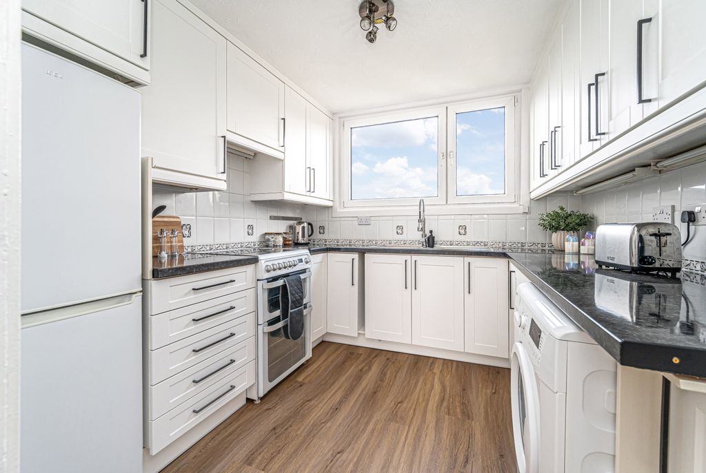 Property photo 3 of 20 Property Image 3