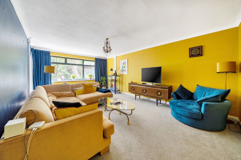 Property photo 3 of 20 11-6A79Fb5Ab42c2-...