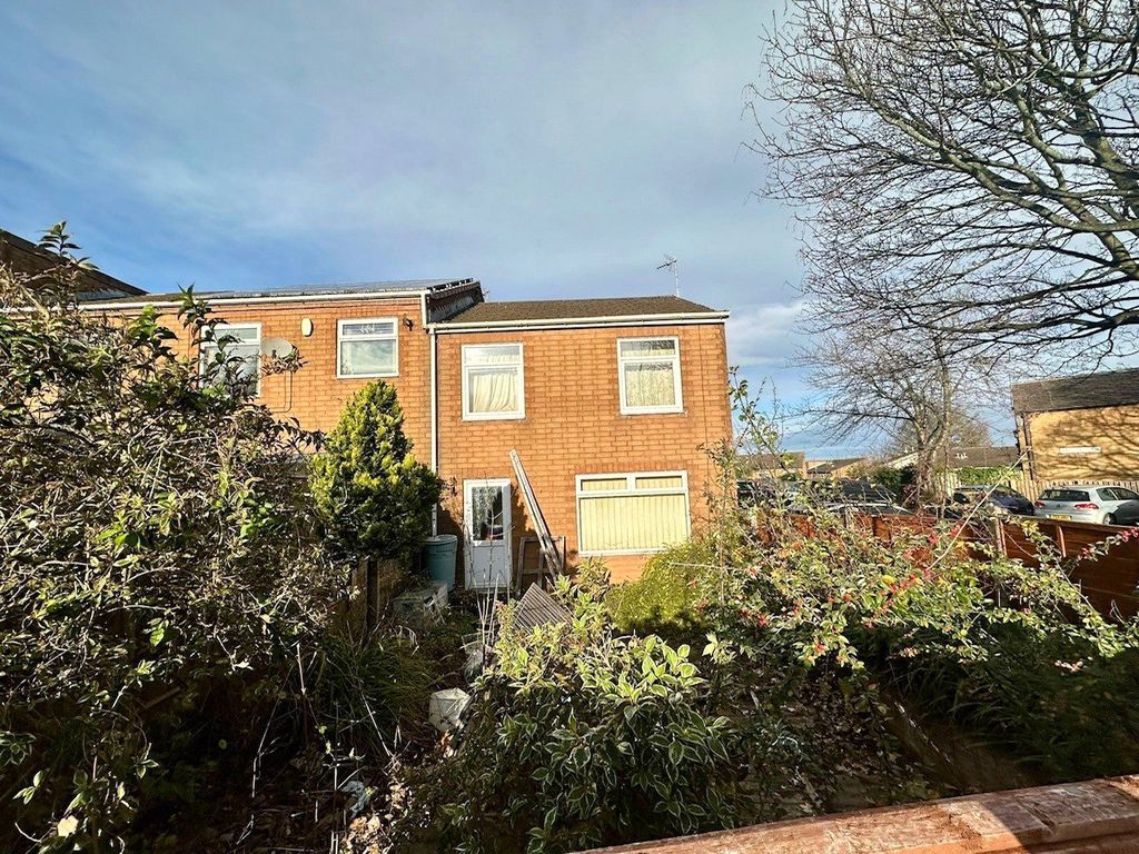 Property photo 2 of 3 Picture No. 03