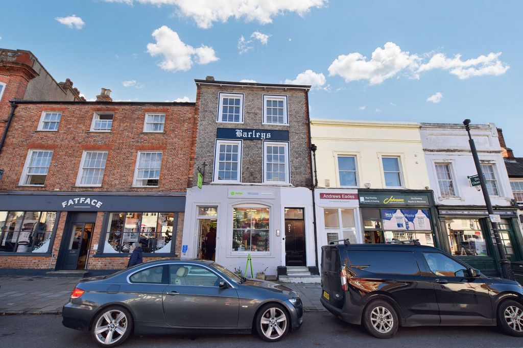 Property photo 1 of 7 Front