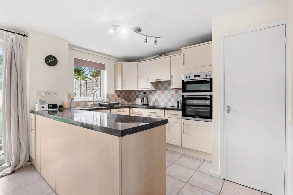 Property photo 2 of 9 Img_4369.Jpg