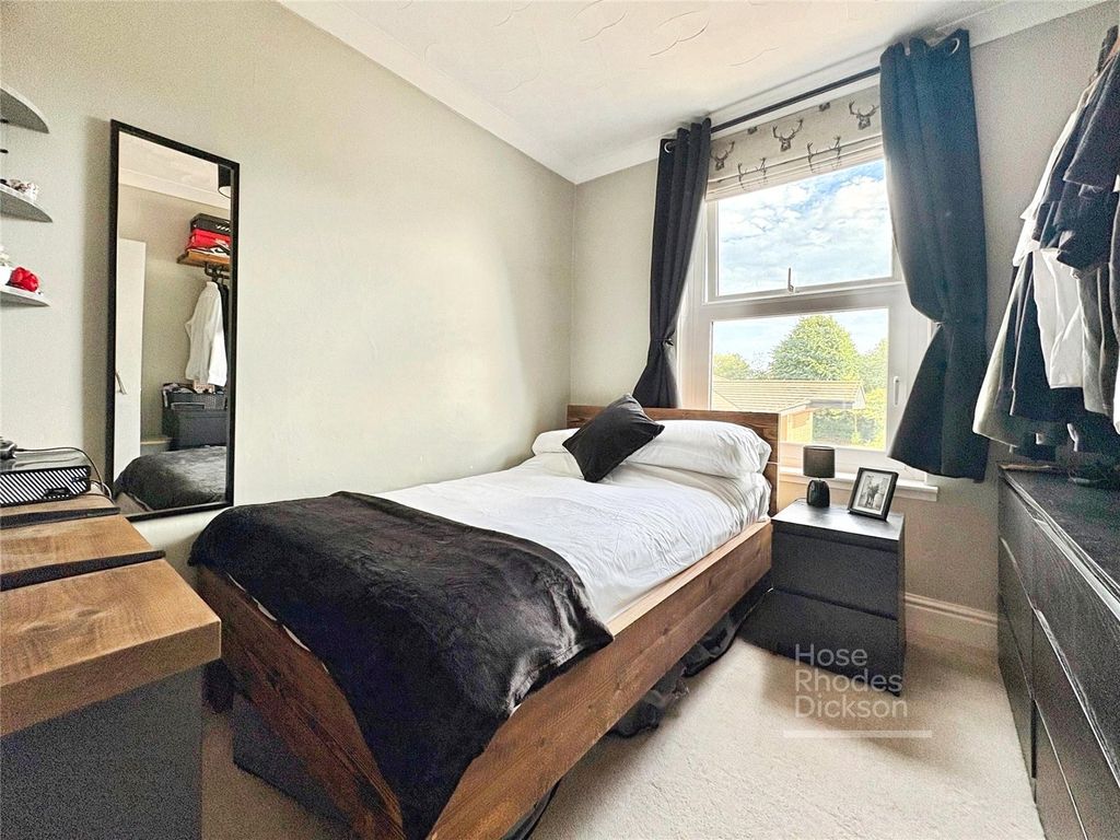 Property photo 1 of 10 Picture No. 21
