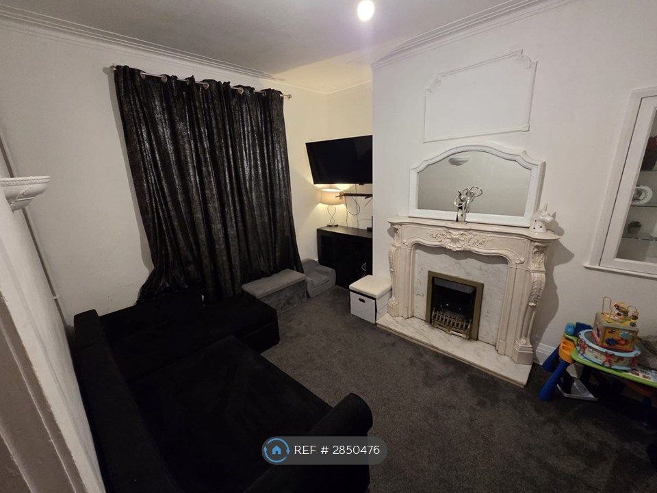 Property photo 3 of 21