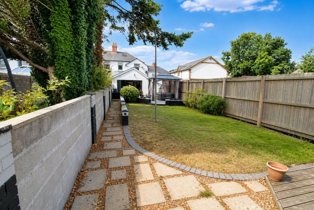 Property photo 2 of 4