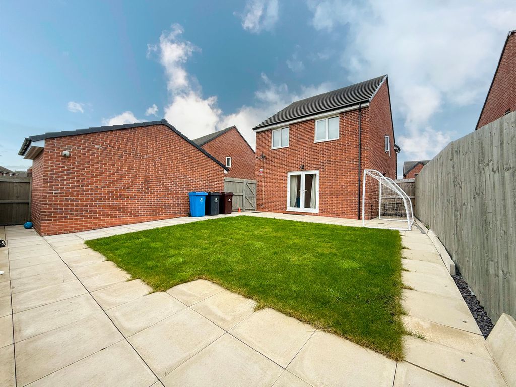 Property photo 3 of 22