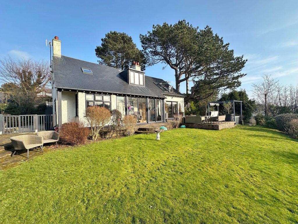 Property photo 1 of 40 Photo 36