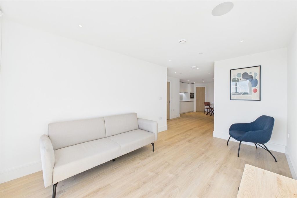 Property photo 3 of 13 Extra.Jpg