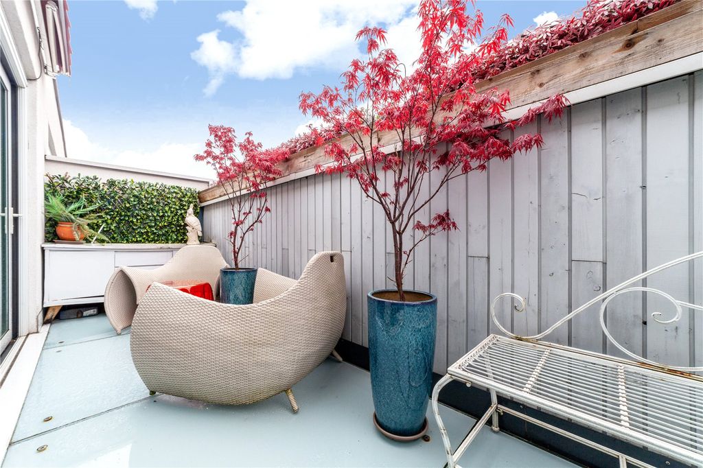 Property photo 3 of 36 Picture No. 39