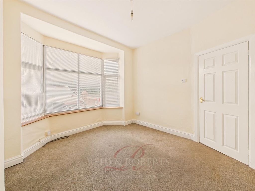 Property photo 3 of 18 Cam03999G0-Pr0103-Still001.Jpg