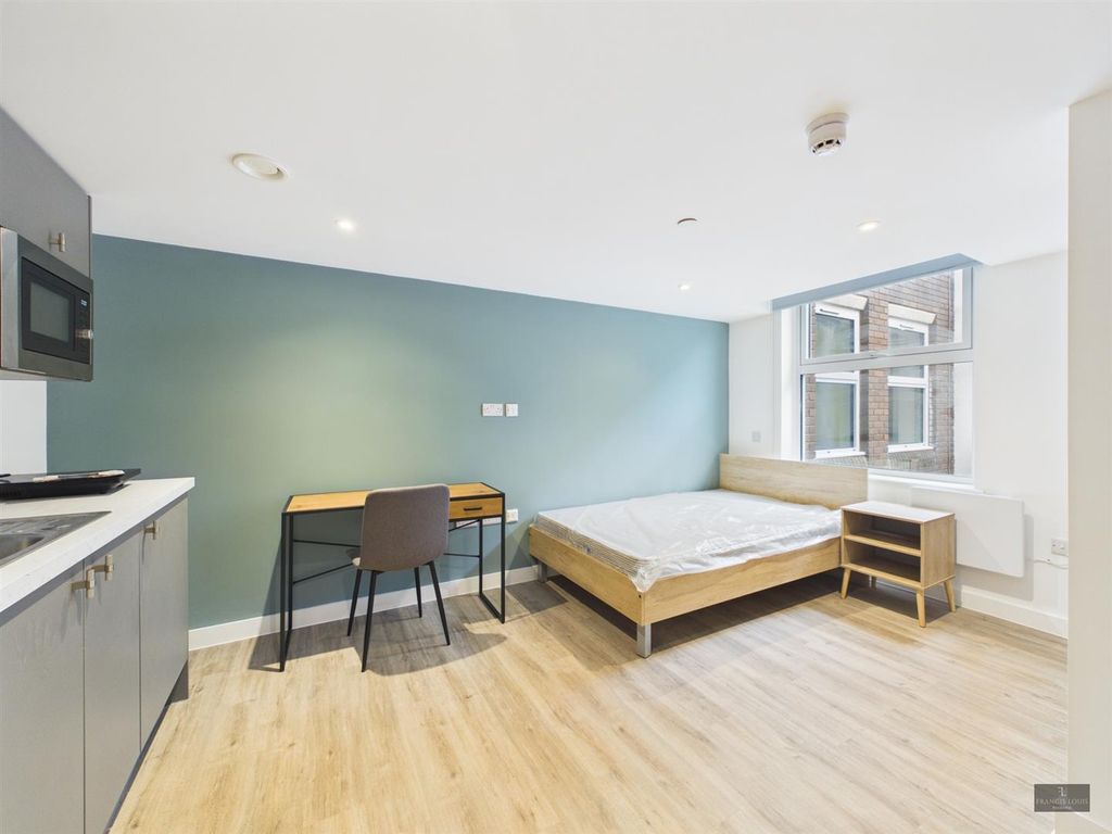 Property photo 1 of 5 Cam02887G0-Pr0671-Still003.Jpg