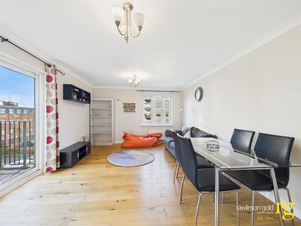 Property photo 2 of 9 Cam02900G0-Pr0300-Still011.Jpg