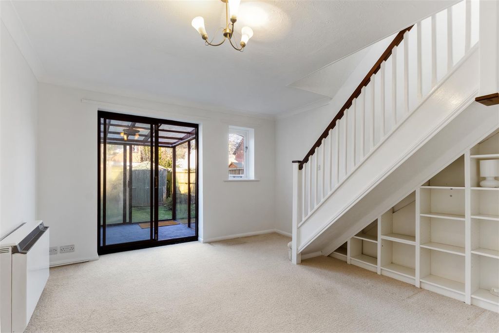 Property photo 3 of 5 Living / Dining Room