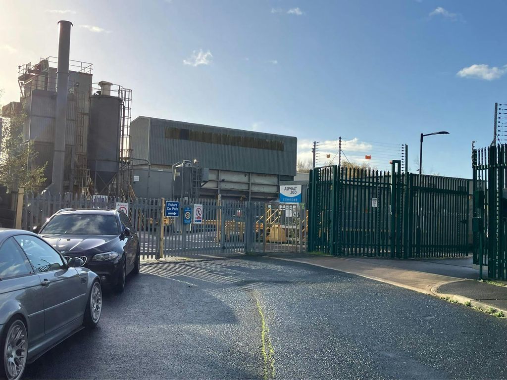 Property photo 2 of 12 Tarmac Bromborough  (7).Jpg