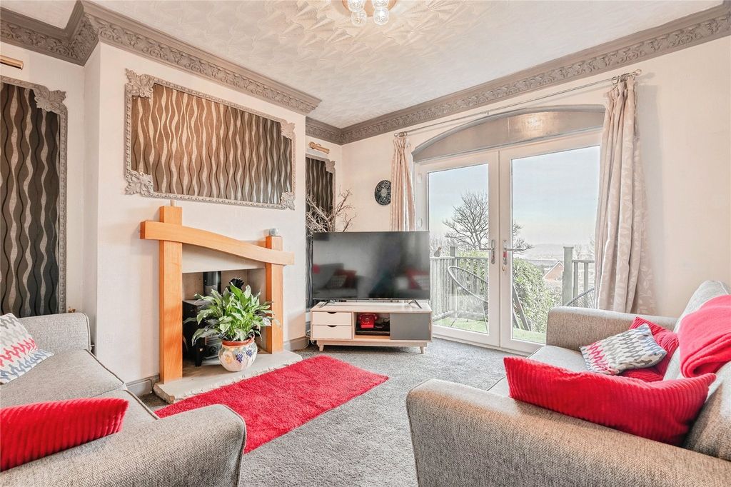 Property photo 3 of 27 Picture No. 09