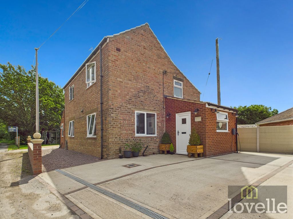 Property photo 1 of 29