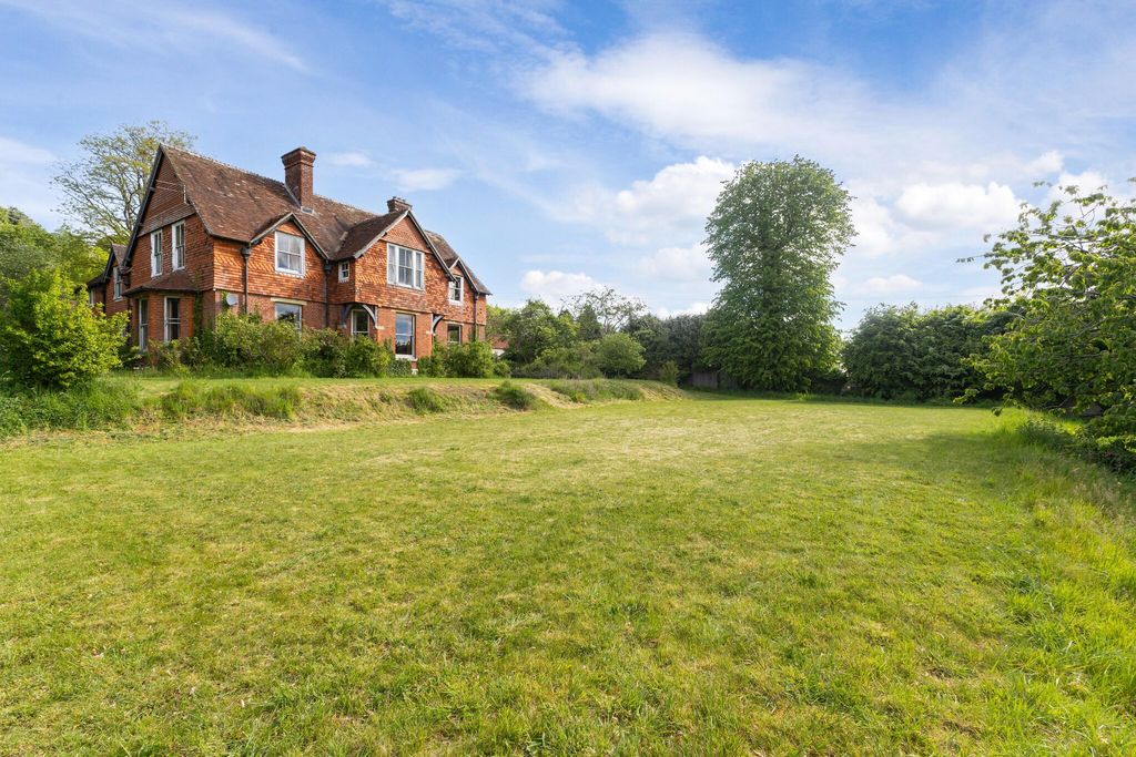 Property photo 2 of 17