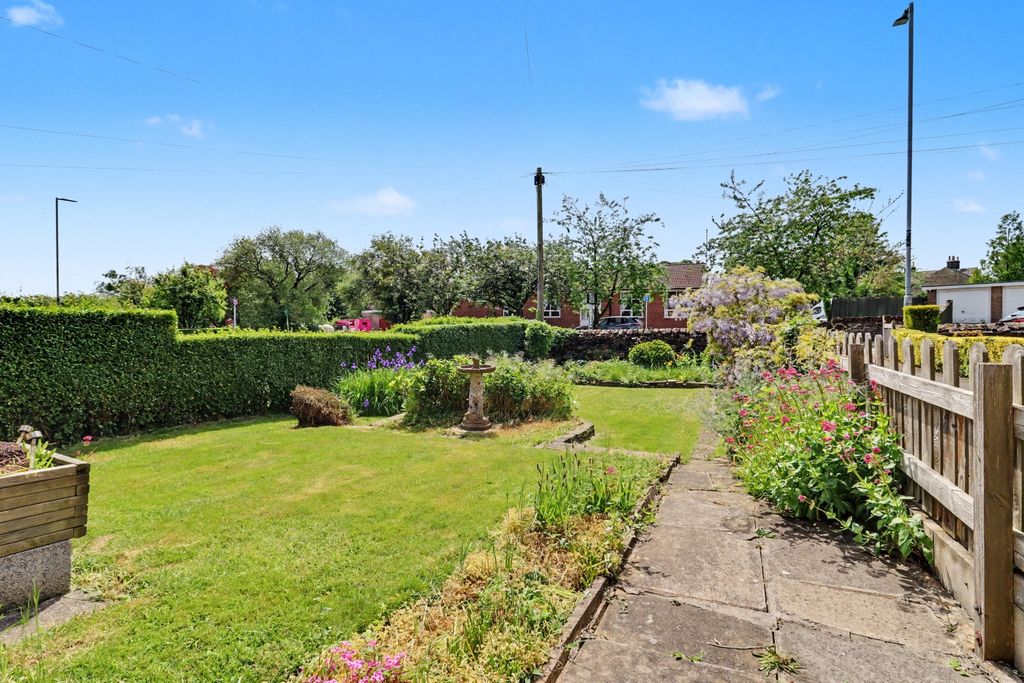 Property photo 2 of 16 Img_3858-Img_3860