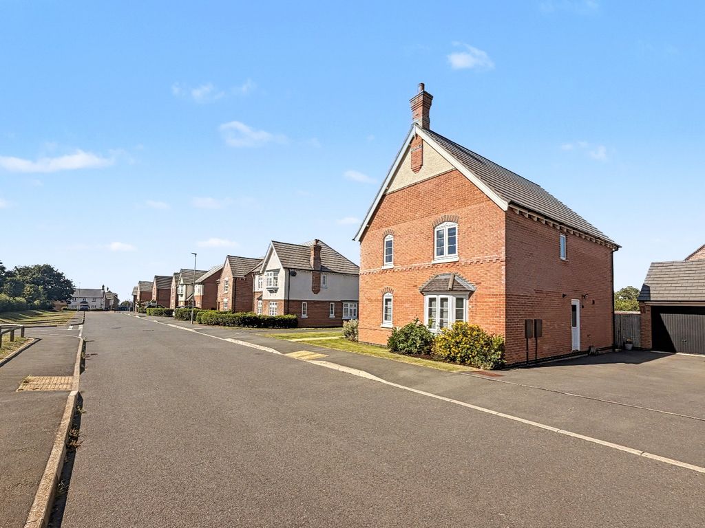 Property photo 2 of 72 5255515