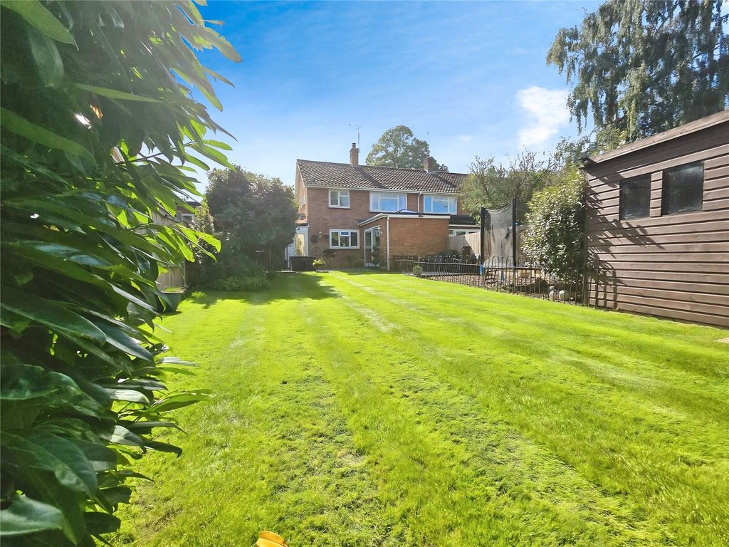 Property photo 2 of 18 Picture No. 03