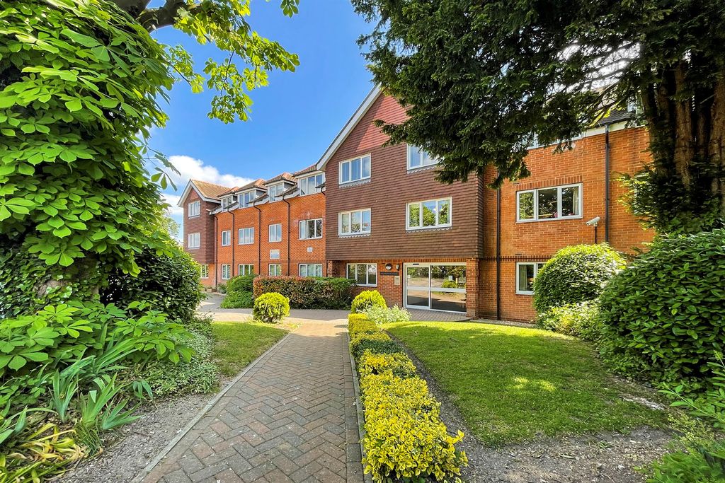 Property photo 1 of 13