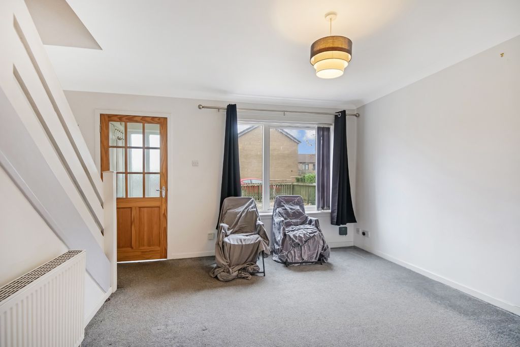 Property photo 3 of 20