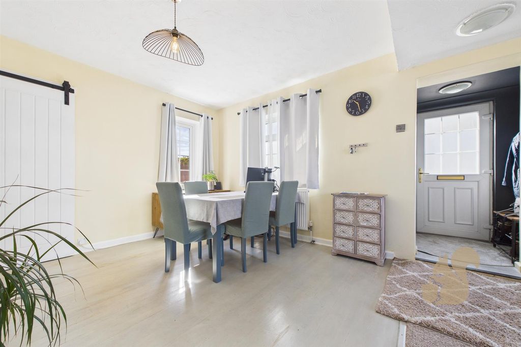 Property photo 2 of 22 Cam03877G0-Pr0258-Still017.Jpg