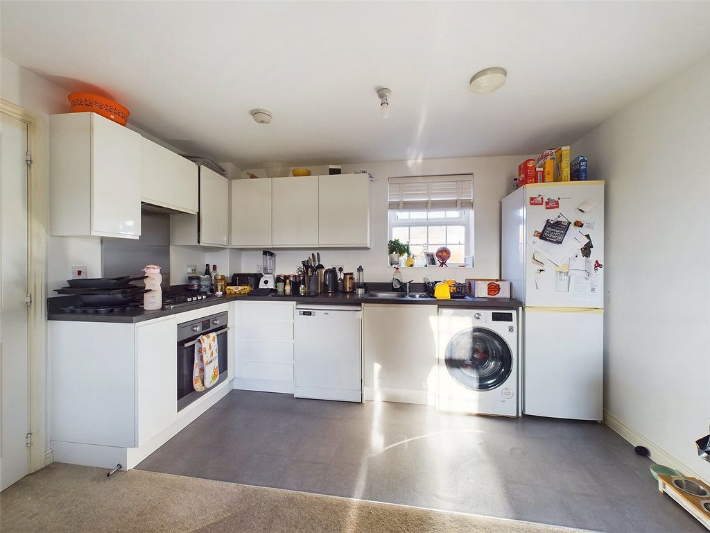 Property photo 2 of 9 Picture No. 06