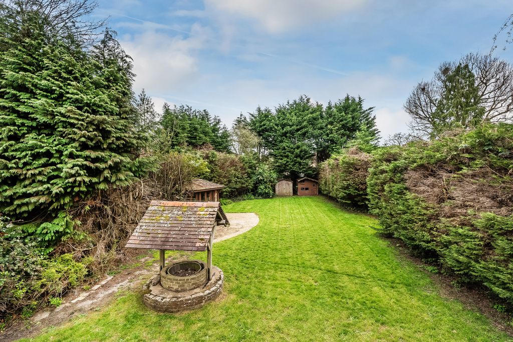 Property photo 2 of 18 Picture No. 04