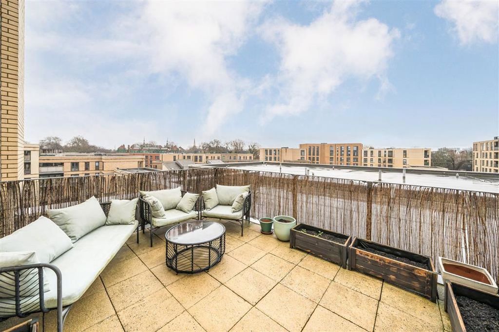 Property photo 2 of 9