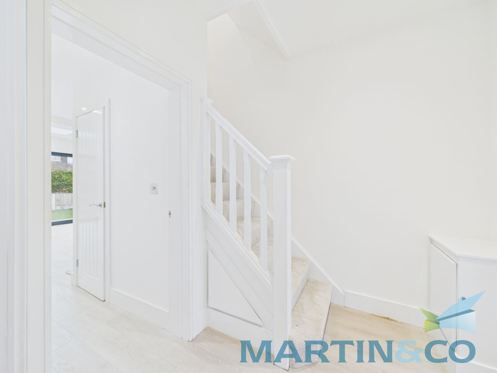 Property photo 2 of 37