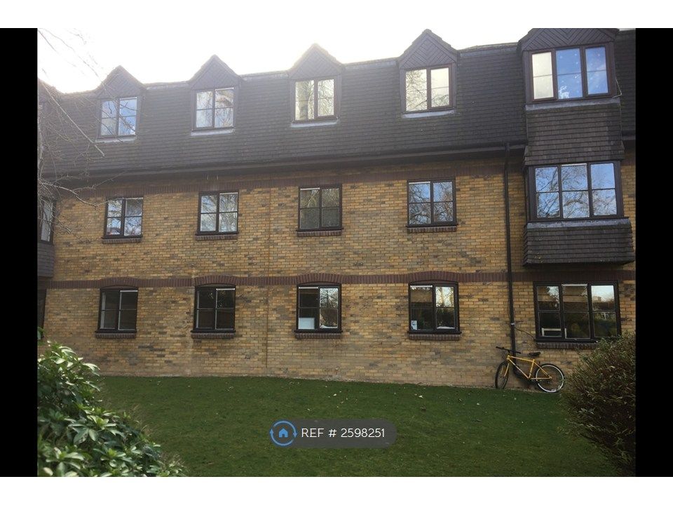 Property photo 2 of 11