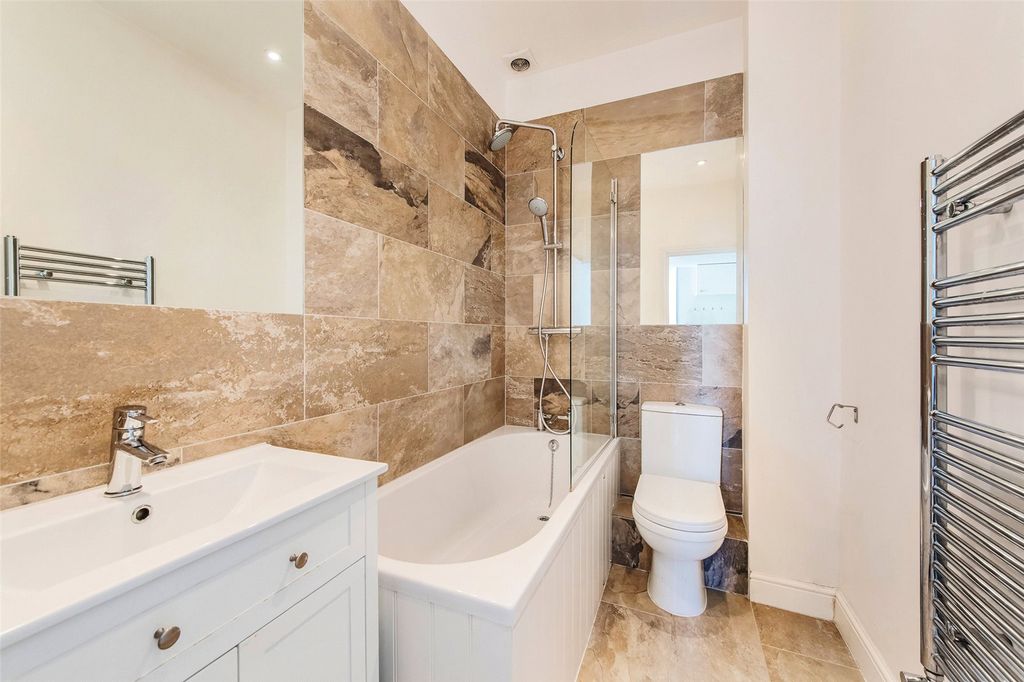 Property photo 3 of 8 Bathroom