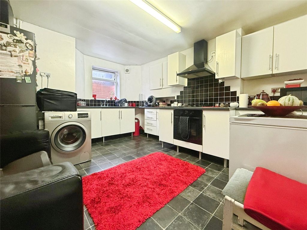 Property photo 2 of 14 Picture 2