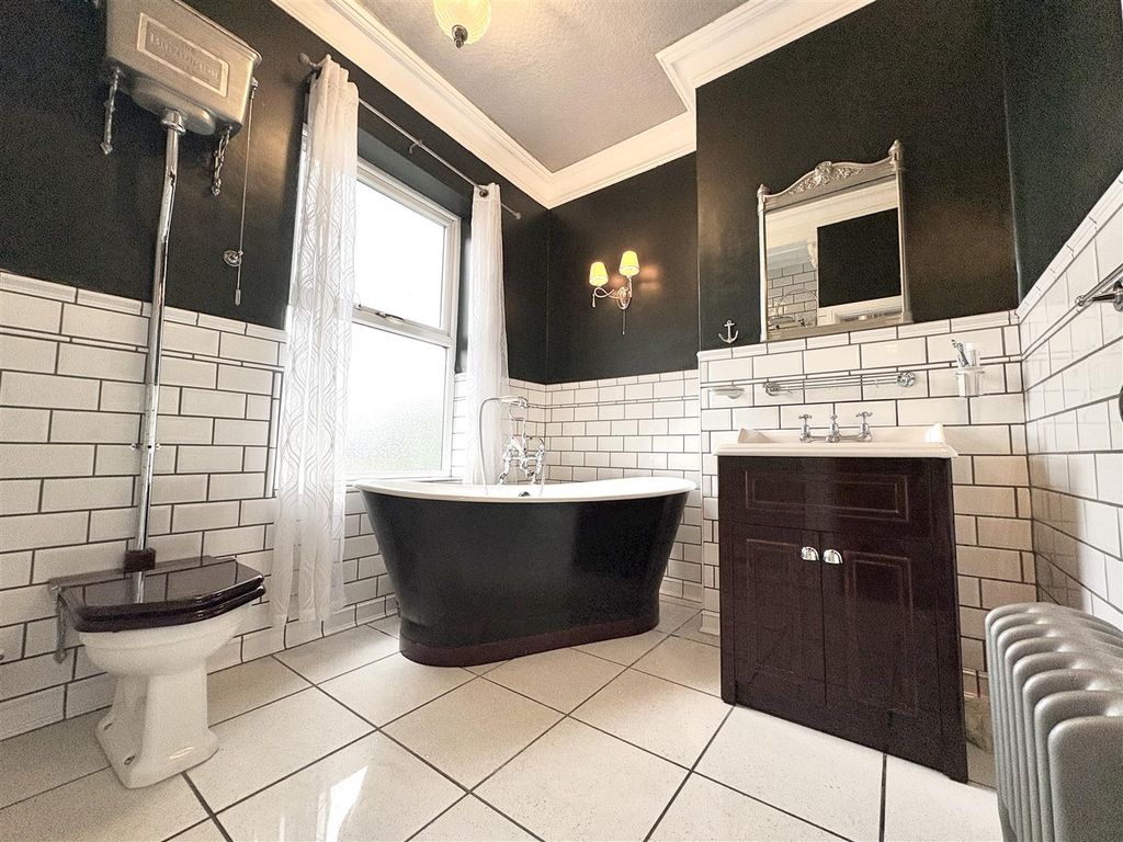 Property photo 3 of 38 Image0-17.Jpeg
