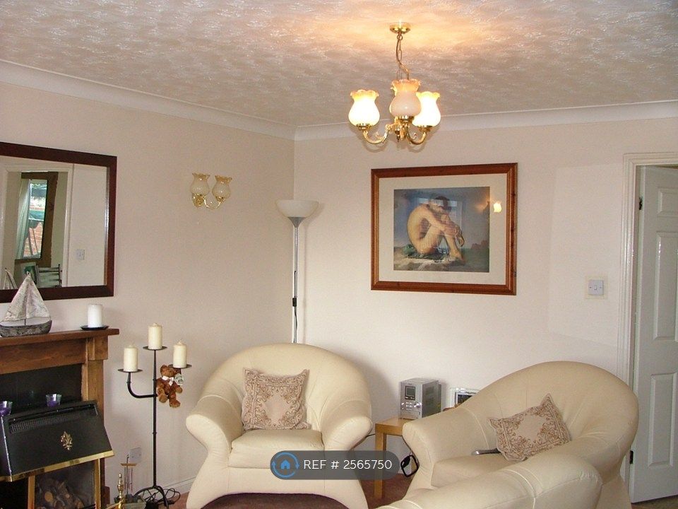Property photo 2 of 5