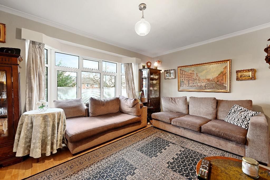 Property photo 3 of 12 Photo 3