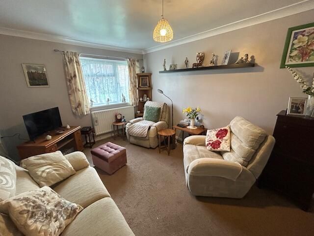 Property photo 3 of 10 8.Jpeg