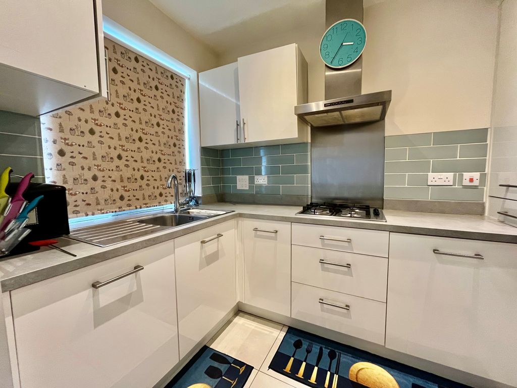 Property photo 3 of 10 Image