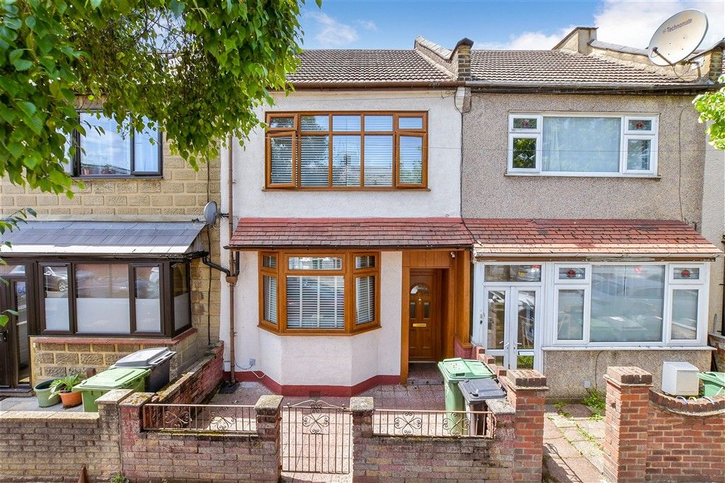 Property photo 1 of 16 External