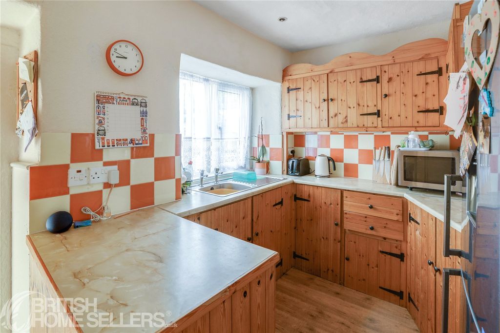 Property photo 2 of 11 Picture No. 04