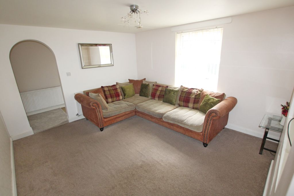 Property photo 3 of 12 3