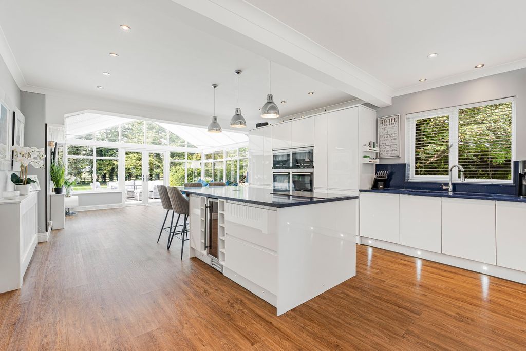 Property photo 3 of 59 Kitchen/Family Room