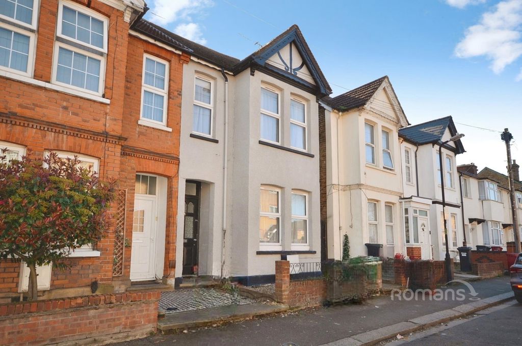 Property photo 1 of 19 Pbox-Img.Jpg